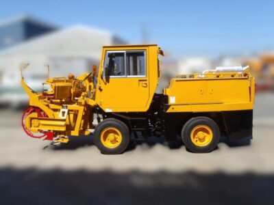 ロータリー除雪車 新潟トランシス(新潟鐵工所) NR80