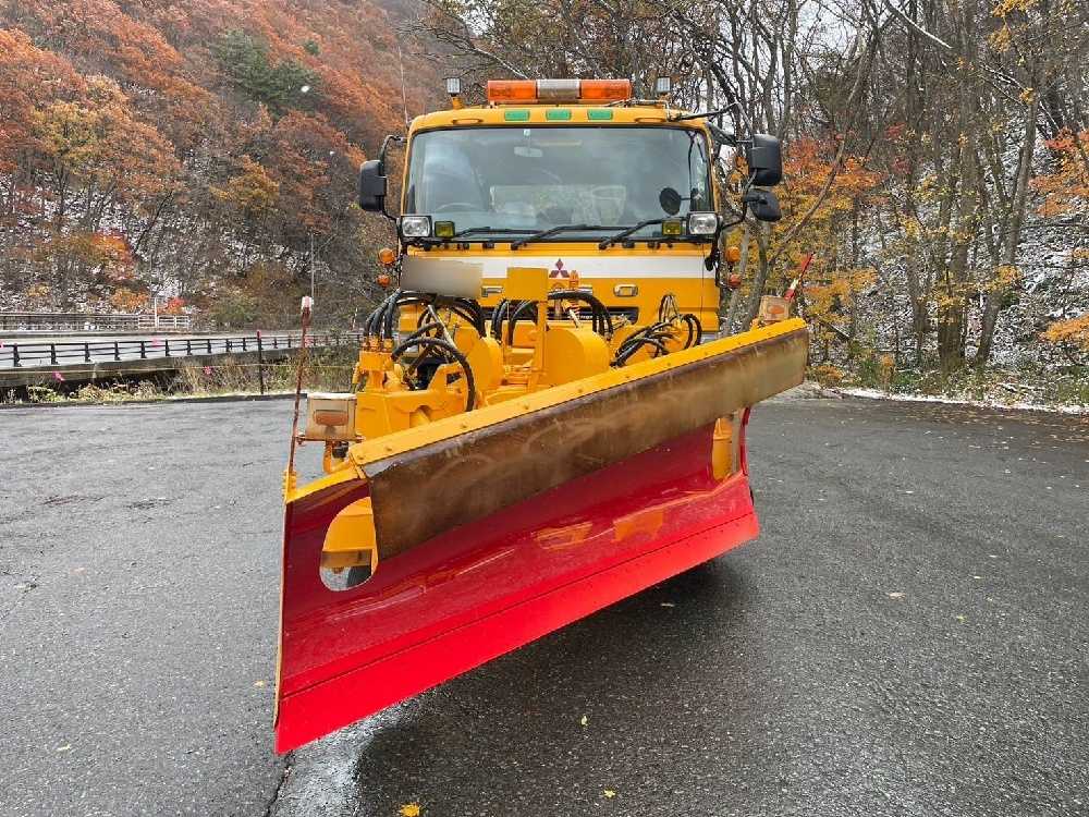 三菱　スーパーグレート　除雪トラック