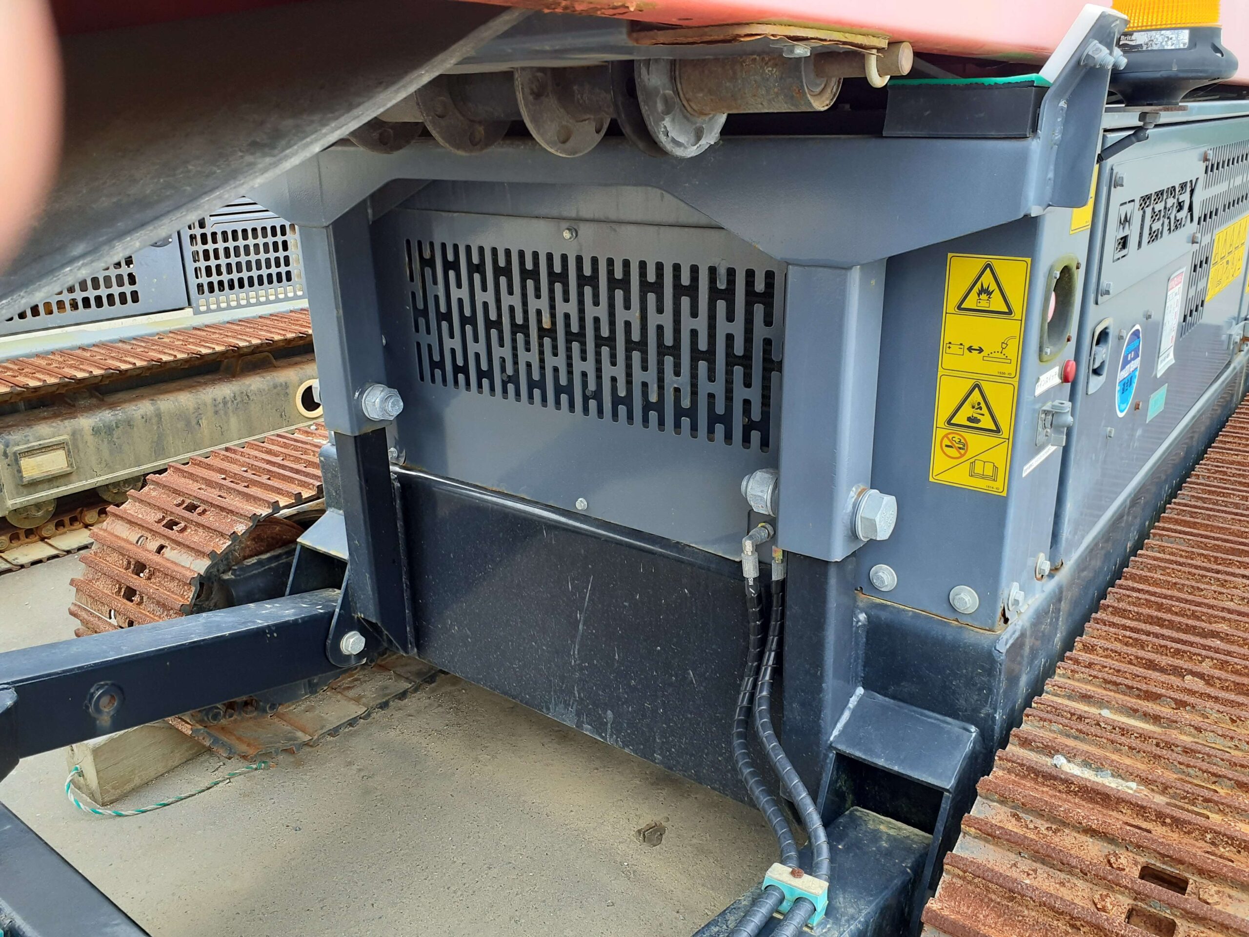 自走式ベルトコンベア　TEREX　FINRAY　TC-65　自走式ベルトコンベア