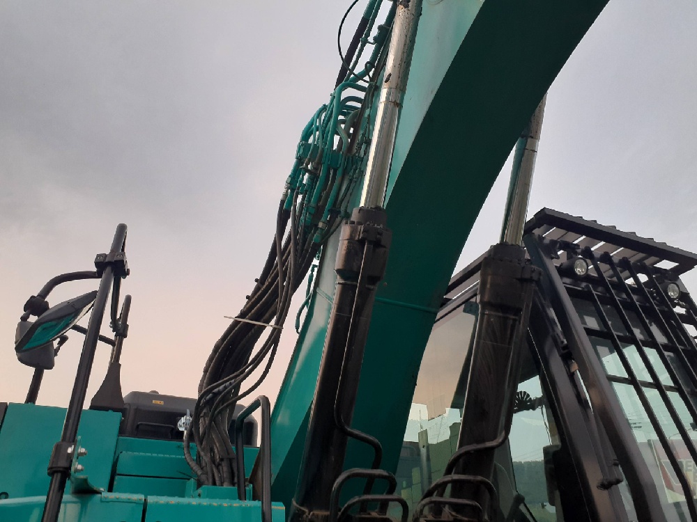 油圧ショベル、2019年式、解体、建設機械、CAT、キャタピラー、325FL