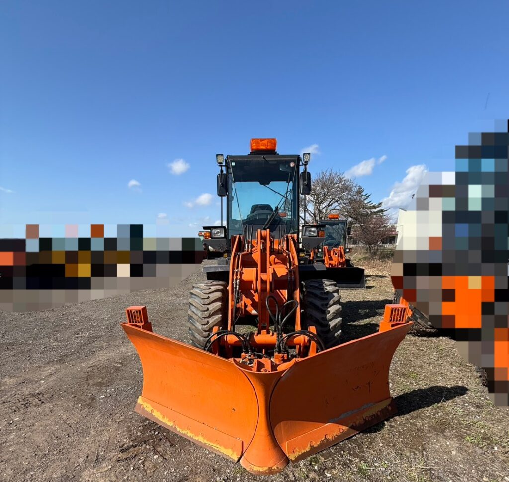 日立　ZW80　除雪　排土板　Vプラウ　タイヤショベル　ホイールローダー